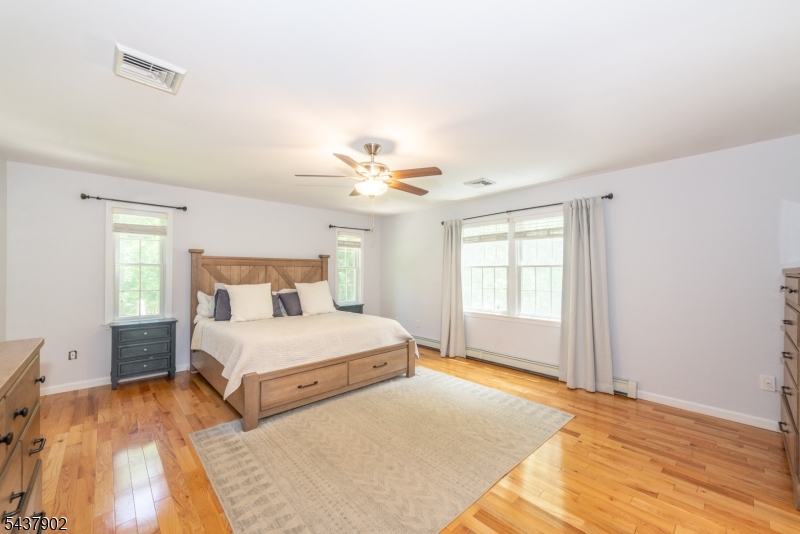 Free Acres - Residential