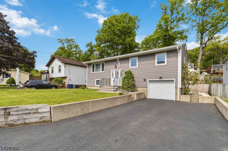 White Meadow Lake - Residential