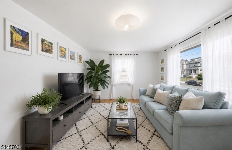 Sunny Side - Residential