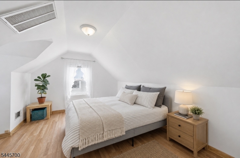Sunny Side - Residential