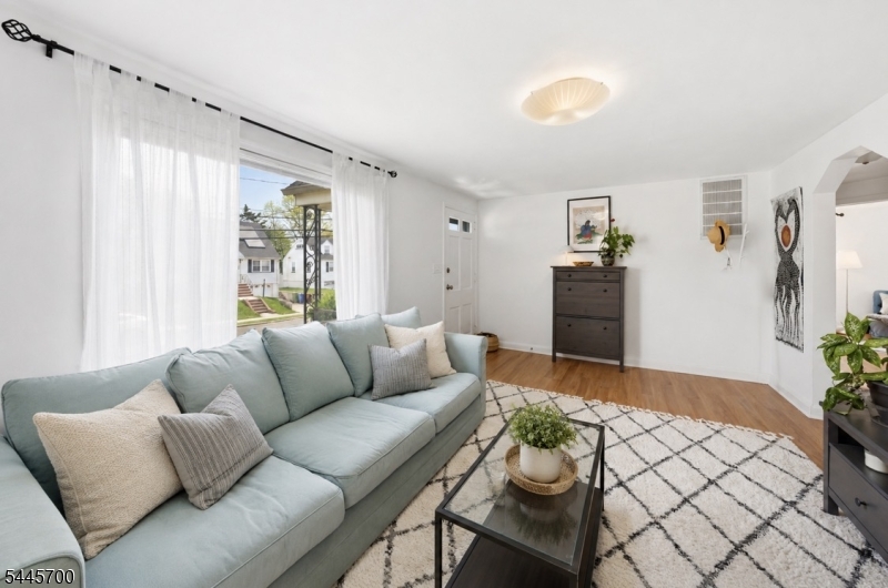 Sunny Side - Residential