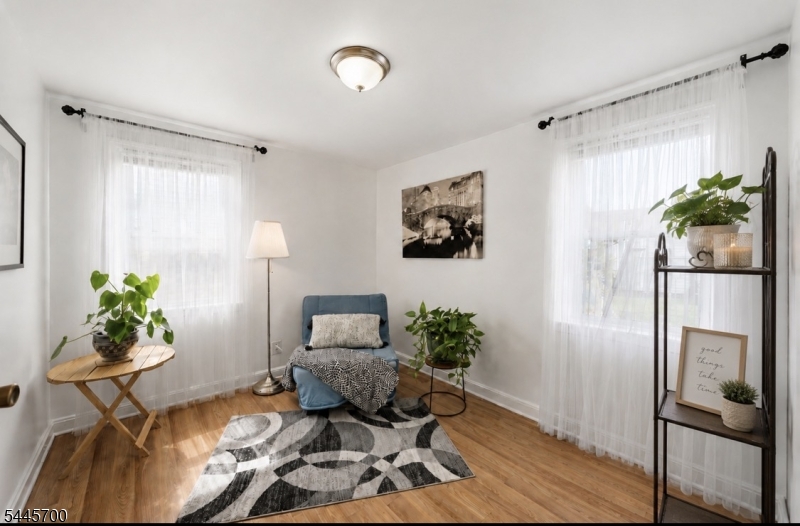 Sunny Side - Residential