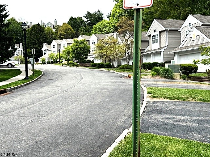WOODMONT - Residential