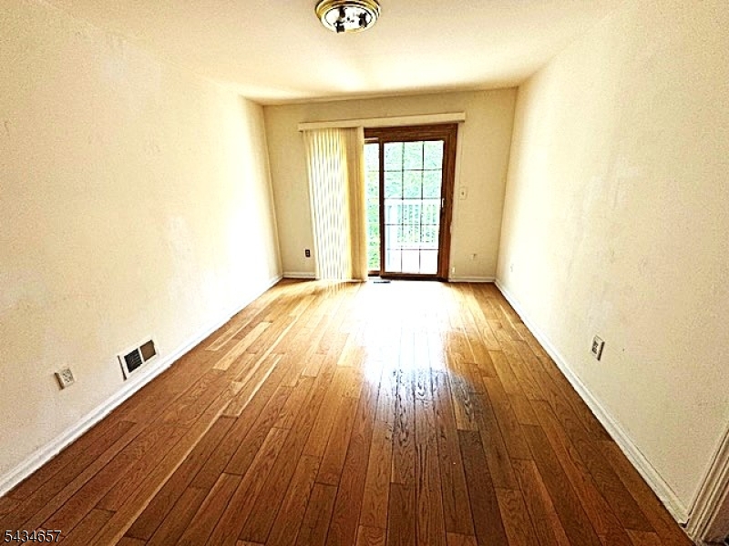 WOODMONT - Residential