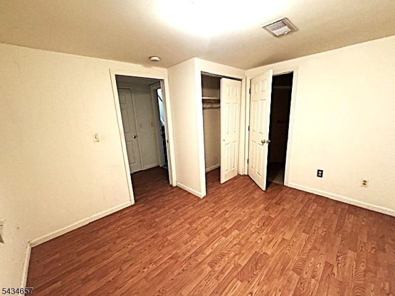 WOODMONT - Residential