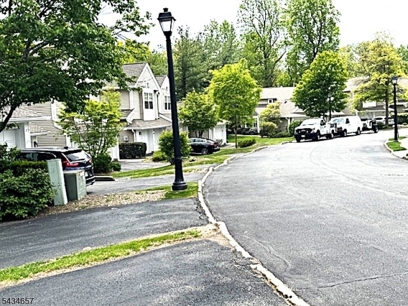 WOODMONT - Residential
