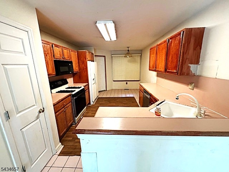 WOODMONT - Residential