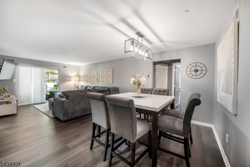 Seasons Glen - Residential