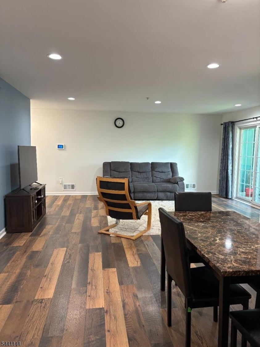 Pike Run - Residential Lease