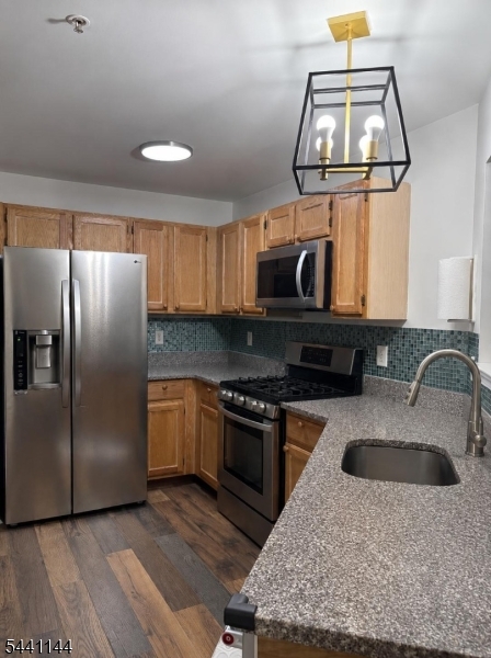 Pike Run - Residential Lease