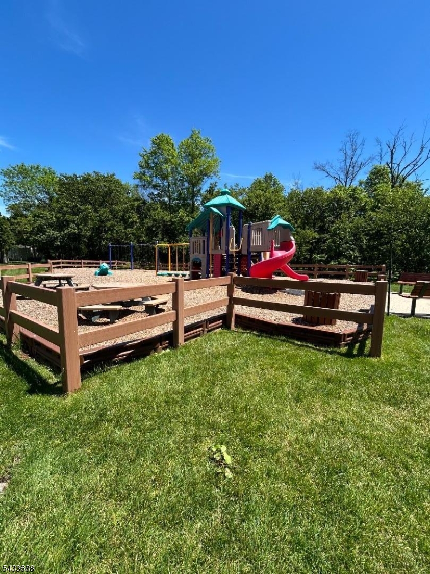 Glenbrooke - Residential