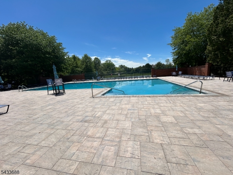 Glenbrooke - Residential