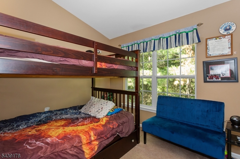 Summit Falls - Residential