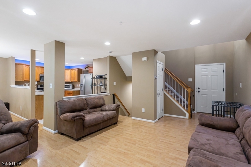 Summit Falls - Residential