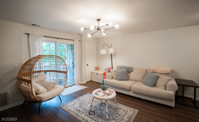Hunter's Crossing - Residential