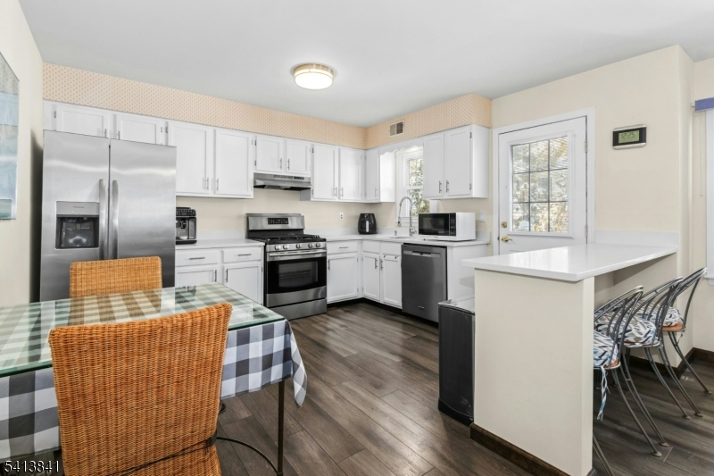 Oak Ridge Manor -UNIT 6 - Residential