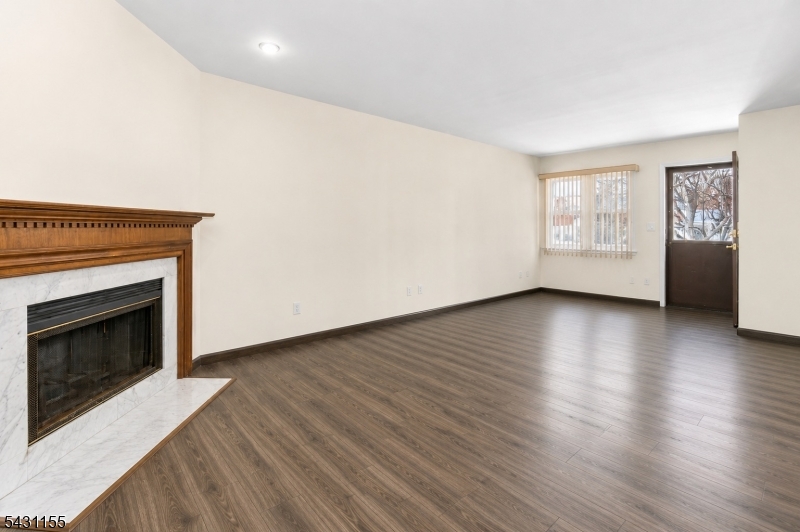Oak Ridge Manor -UNIT 6 - Residential