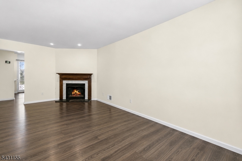 Oak Ridge Manor -UNIT 6 - Residential