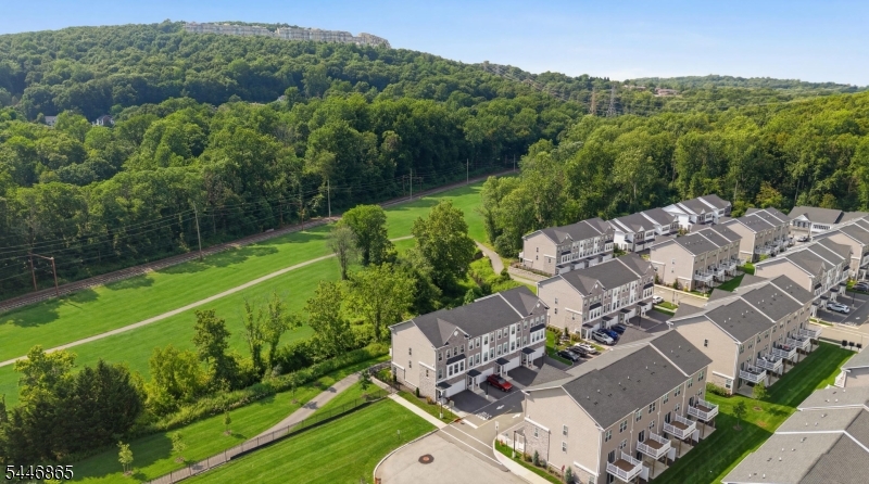 Collection at Morris Plains - Residential