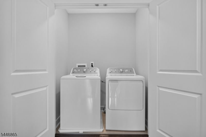 Collection at Morris Plains - Residential