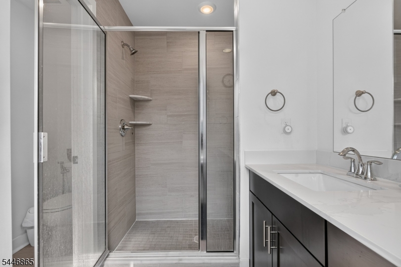 Collection at Morris Plains - Residential