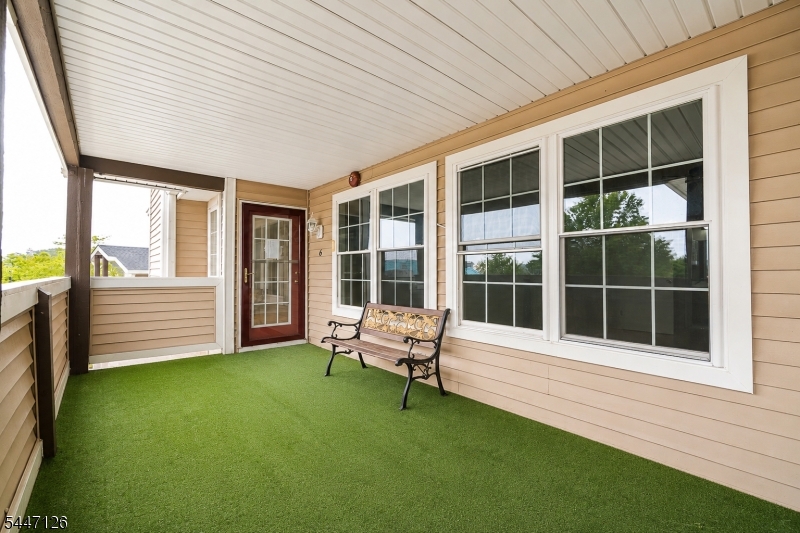 THE POINT AT GALLOPPING - Residential