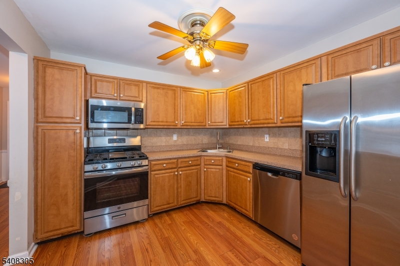 Season Glen - Residential Lease