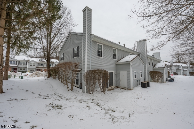 Season Glen - Residential Lease