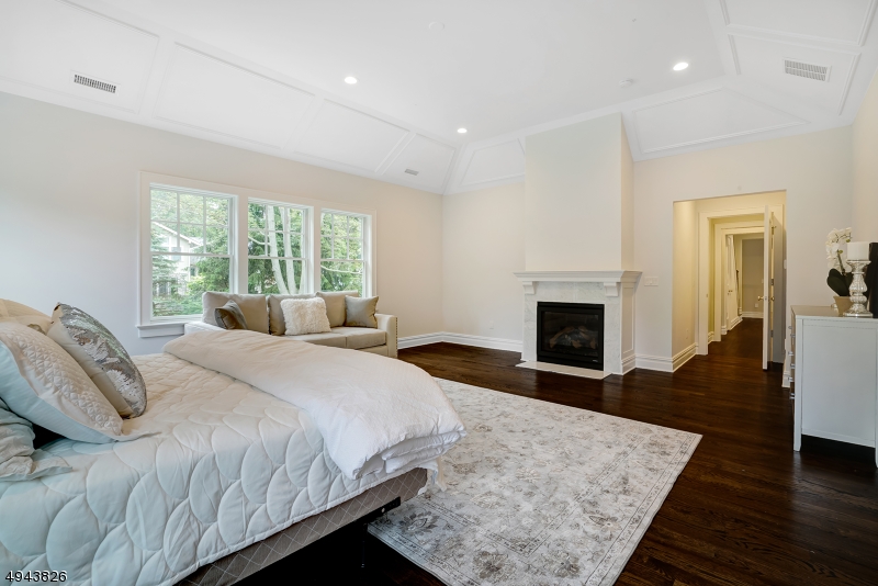 Rolling Hill - Residential