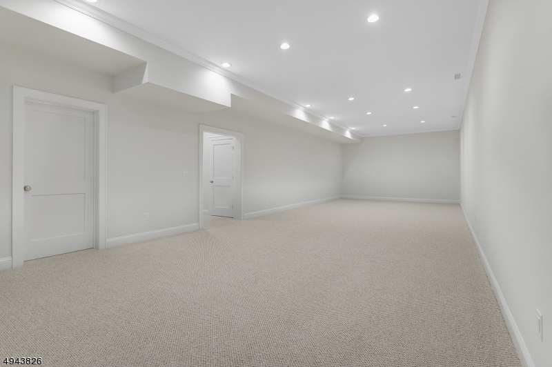 Rolling Hill - Residential