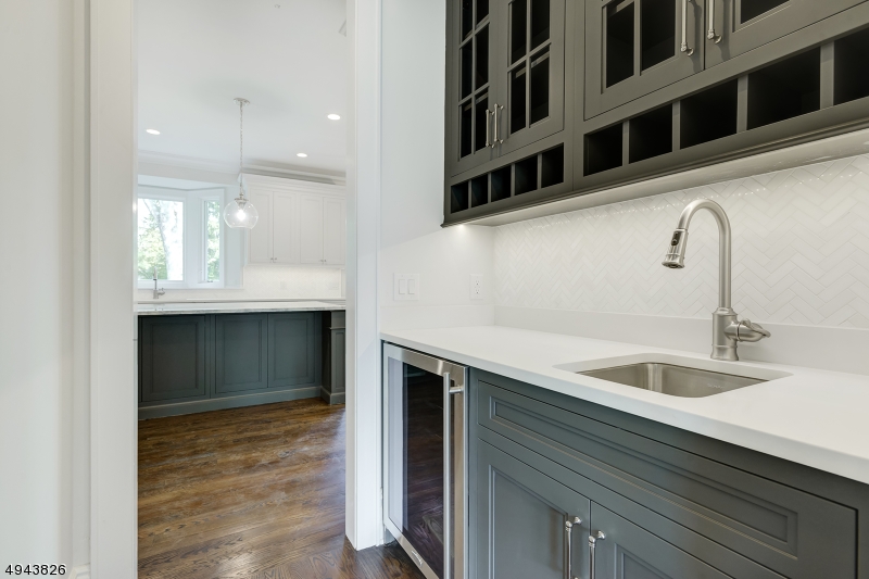 Rolling Hill - Residential