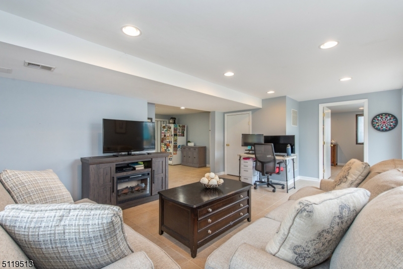 Center Grove - Residential