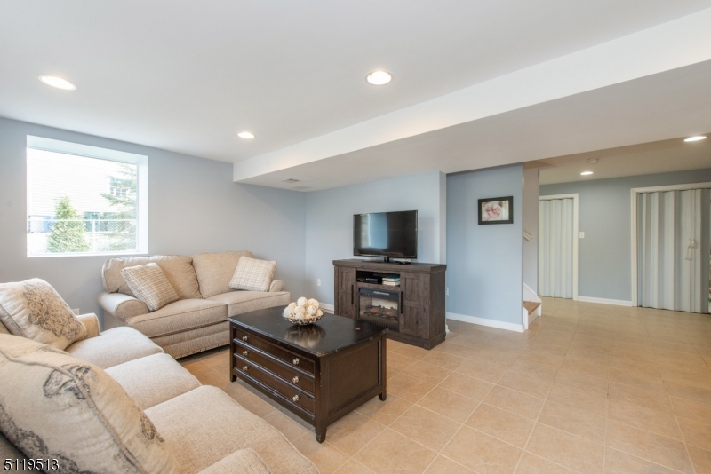 Center Grove - Residential