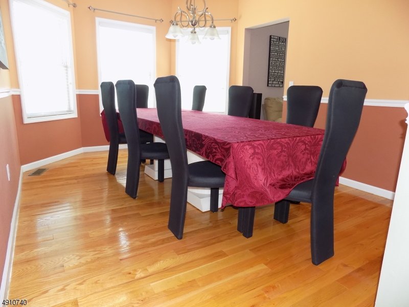 NORTH END - Residential Lease