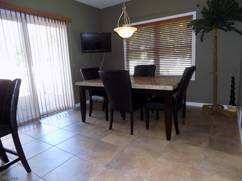 NORTH END - Residential Lease