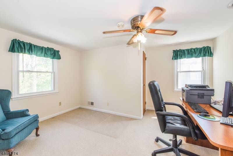 Downtown/NO FLOOD INSURANCE - Residential