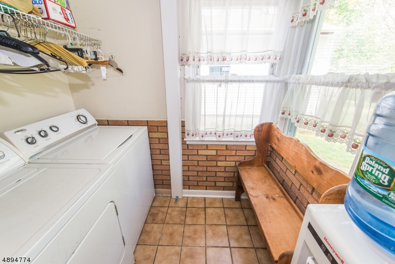 Downtown/NO FLOOD INSURANCE - Residential