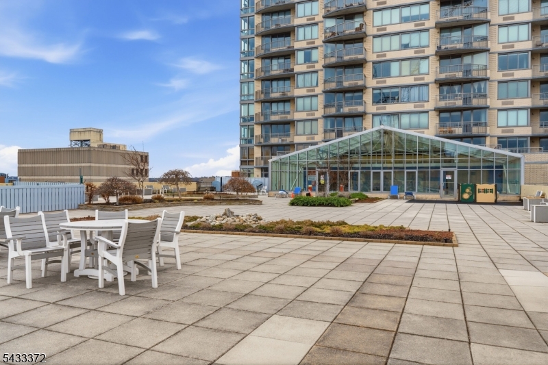 One Spring Street - Residential