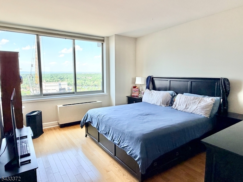 One Spring Street - Residential