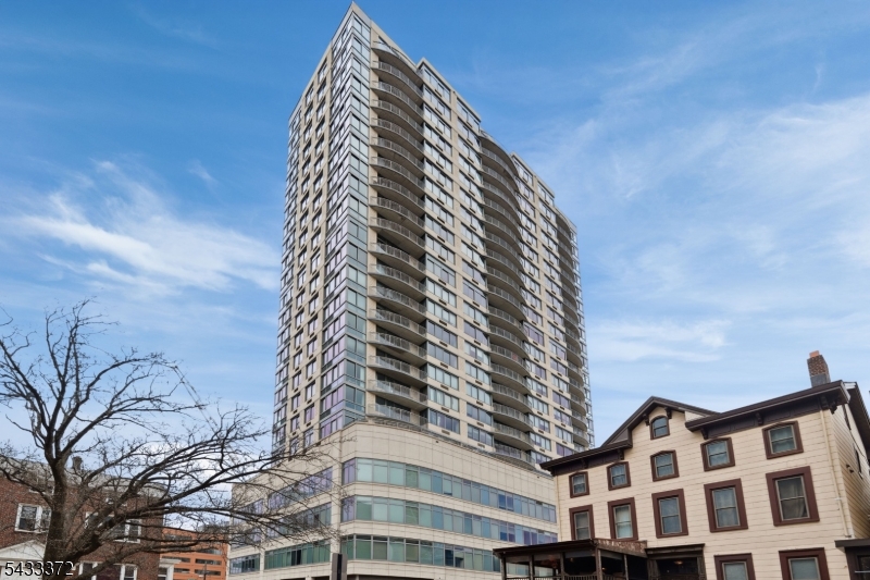 One Spring Street - Residential