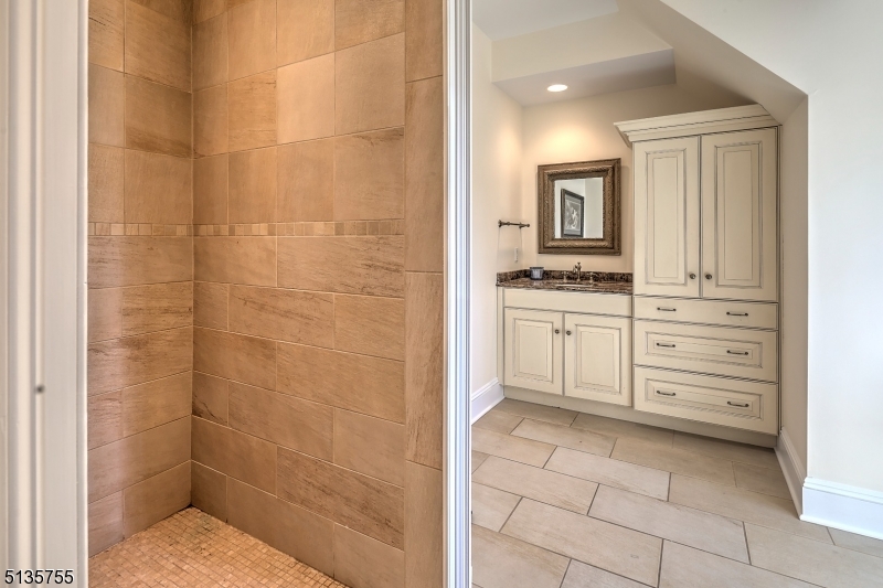 Bernardsville Mountain - Residential