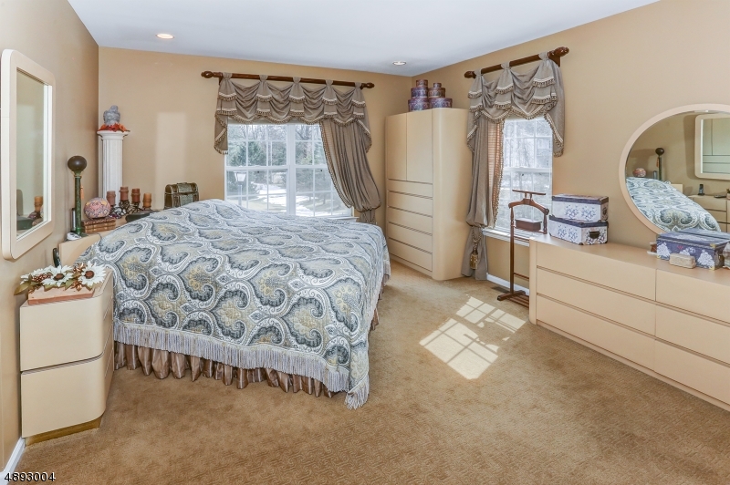Hunting Meadow - Residential