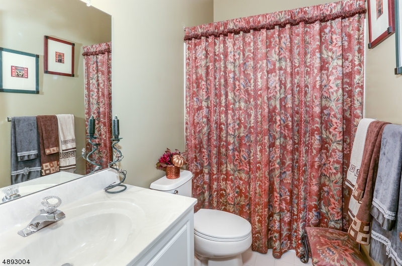 Hunting Meadow - Residential