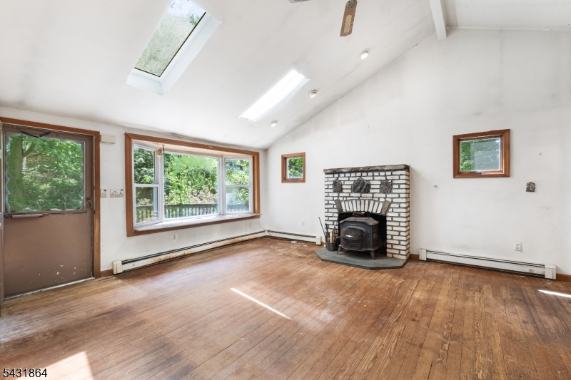 Erskine Lakes - Residential