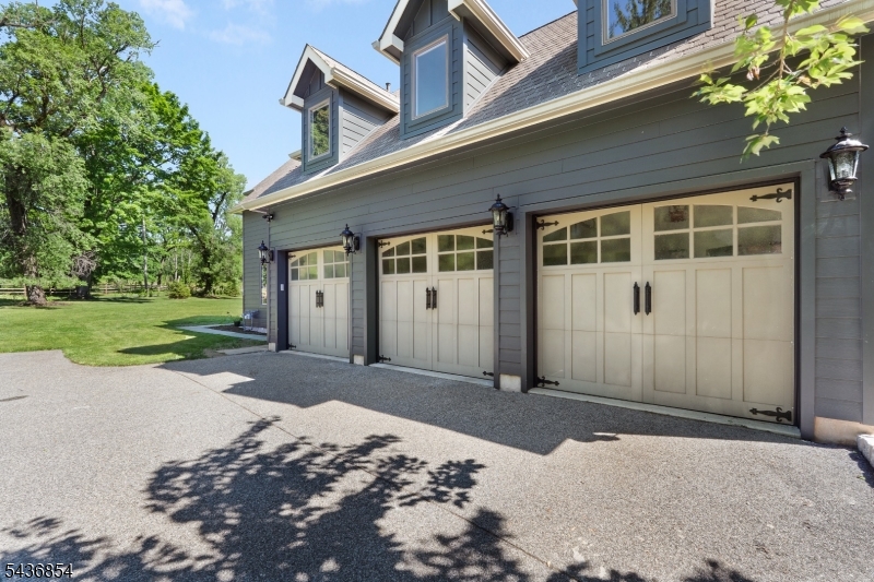 Fox Chase/Roxiticus Valley - Residential