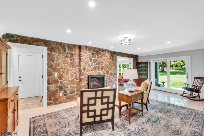 Fox Chase/Roxiticus Valley - Residential