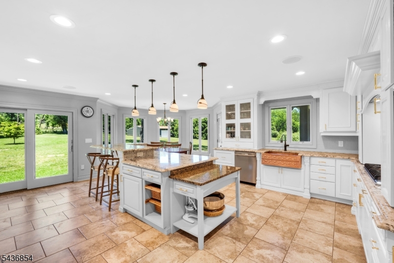 Fox Chase/Roxiticus Valley - Residential