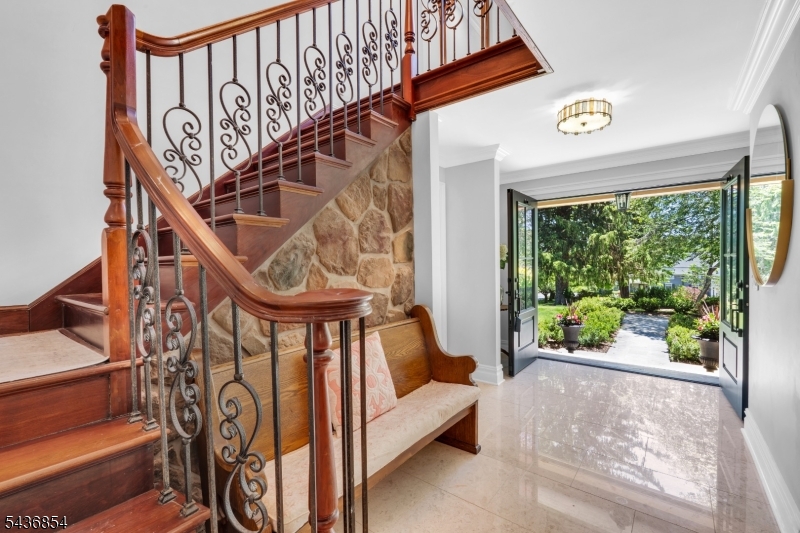 Fox Chase/Roxiticus Valley - Residential