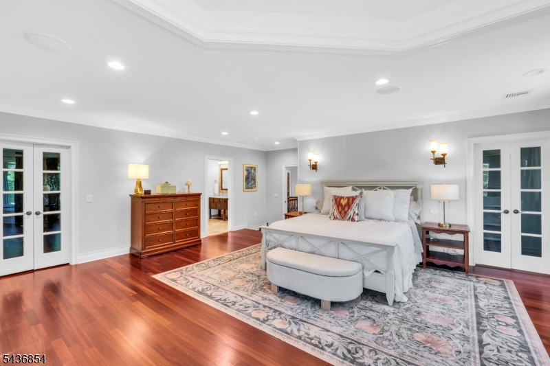 Fox Chase/Roxiticus Valley - Residential