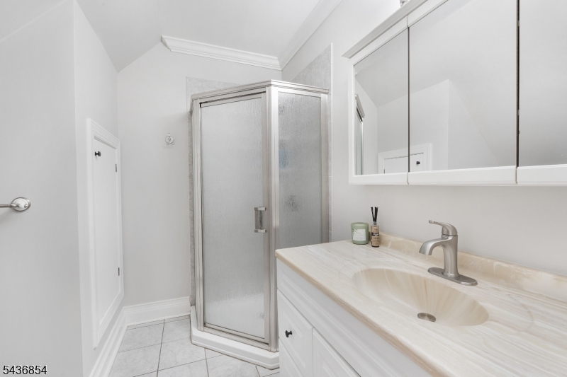 Fox Chase/Roxiticus Valley - Residential